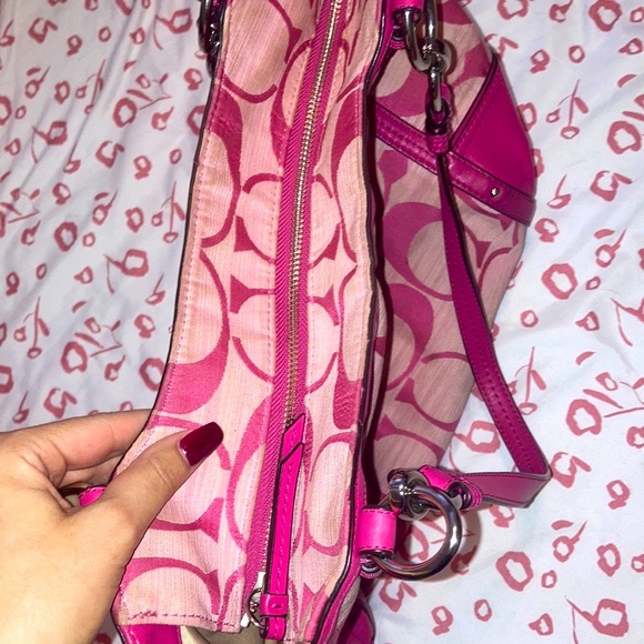 Coach Pink Magenta Y2k Alexandra Signature Chain Tote Bag - Picture 7 of 9